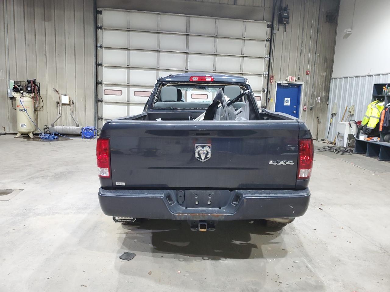 RAM 1500 TRADESMAN