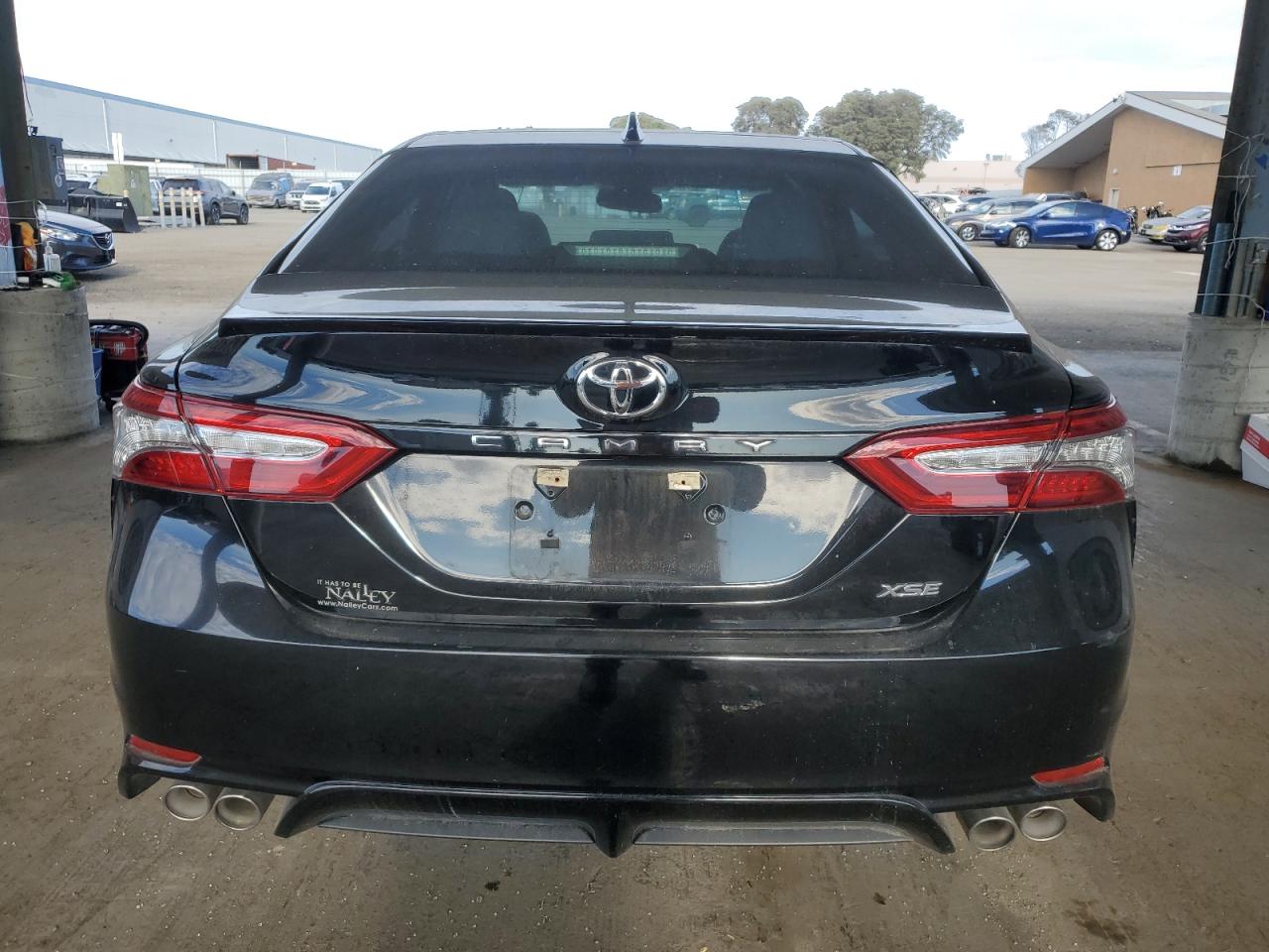 TOYOTA CAMRY XSE