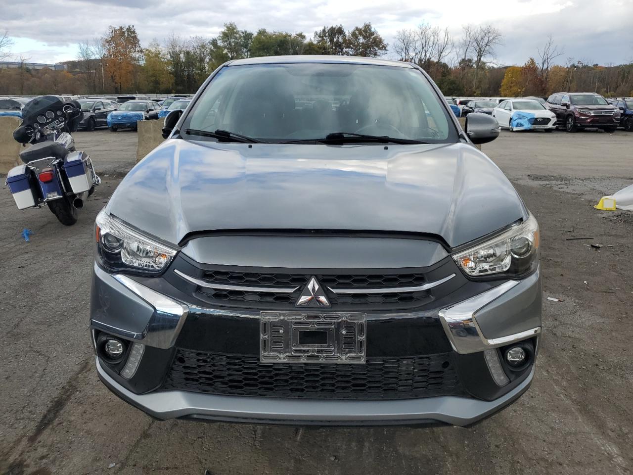 MITSUBISHI OUTLANDER ES