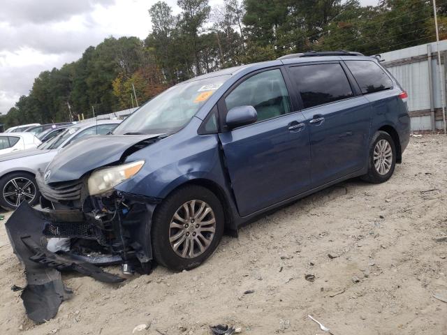 2014 TOYOTA SIENNA XLE #3285776667