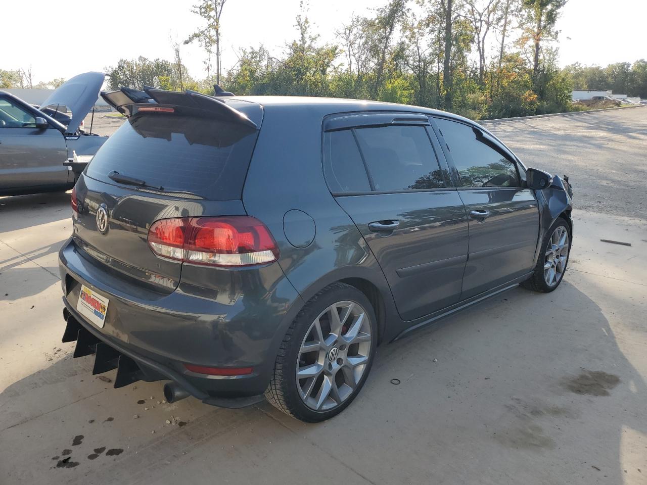 VOLKSWAGEN GOLF GTI