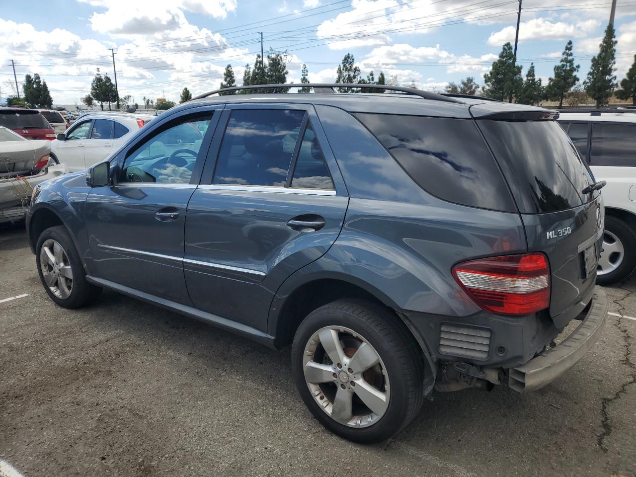 MERCEDES-BENZ M-CLASS 350