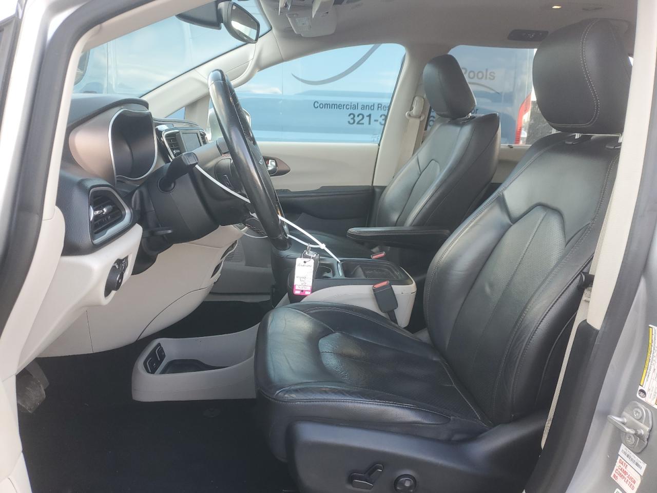 CHRYSLER PACIFICA TOURING L