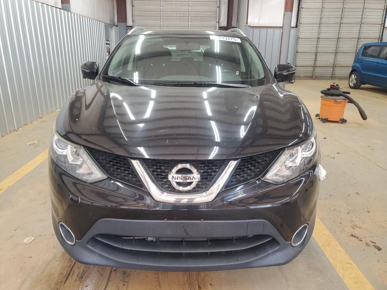 NISSAN ROGUE SPORT S