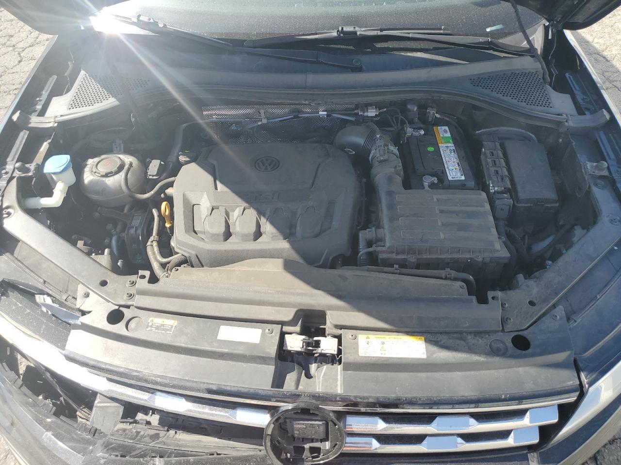 VOLKSWAGEN TIGUAN SE