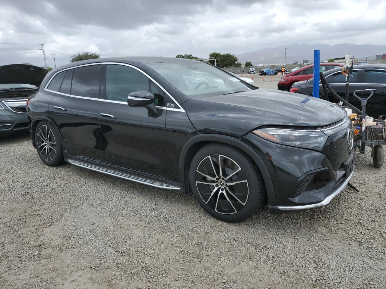 MERCEDES-BENZ EQS SUV 450+