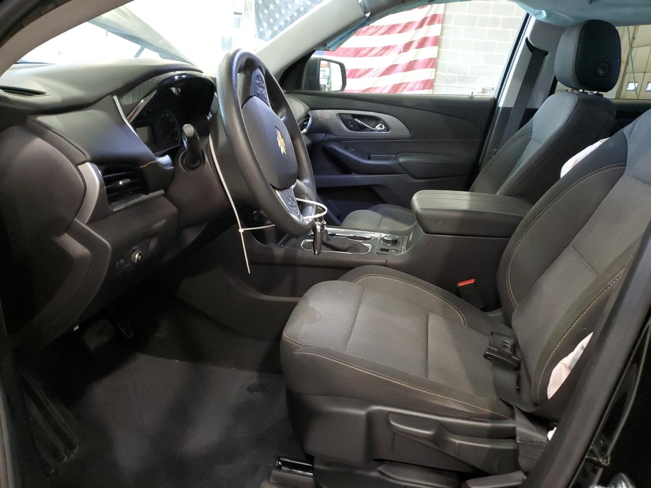 CHEVROLET TRAVERSE LS