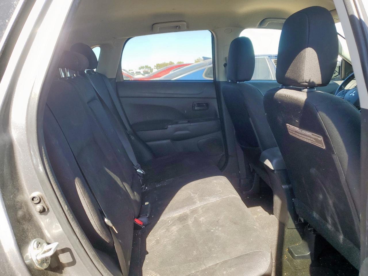 MITSUBISHI OUTLANDER ES