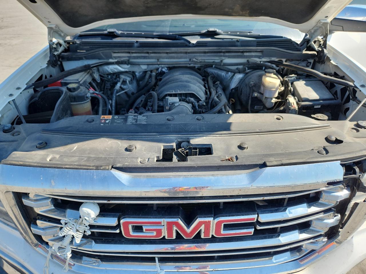 GMC SIERRA K1500 SLT