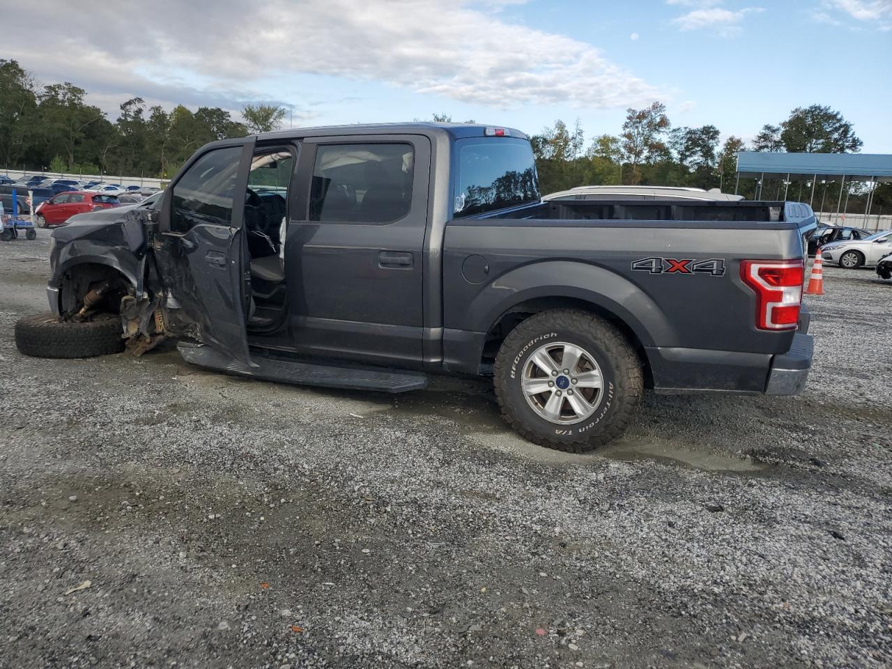 FORD F-150 SUPERCREW