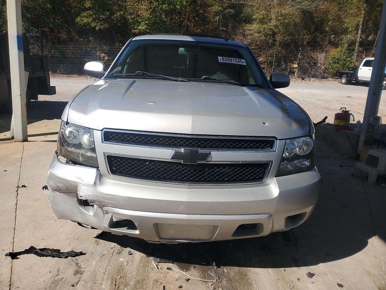 CHEVROLET TAHOE K1500 LS