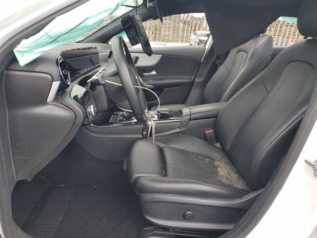 MERCEDES-BENZ A-CLASS 220