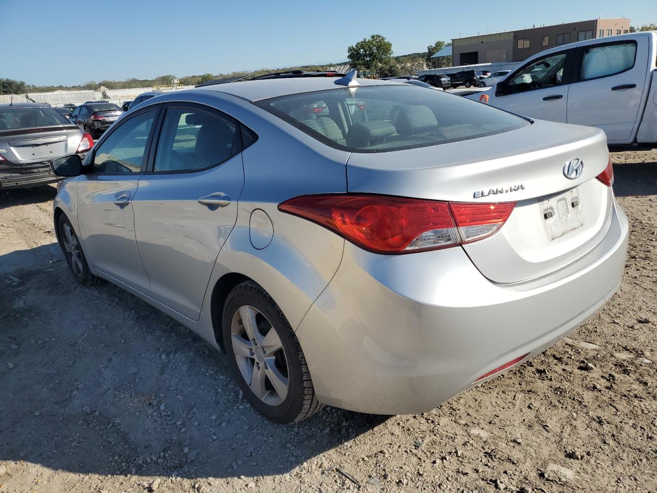 HYUNDAI ELANTRA GLS