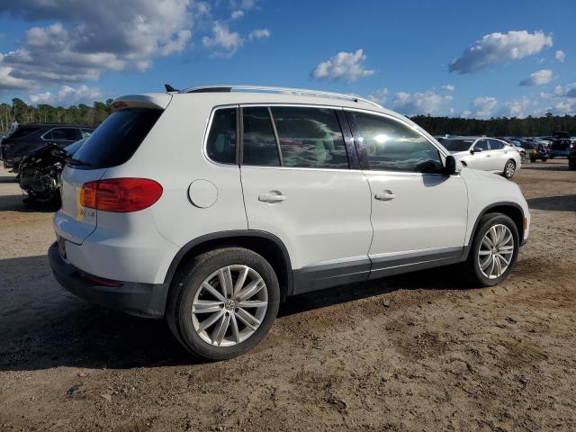 2015 VOLKSWAGEN TIGUAN S - WVGAV7AX3FW582994