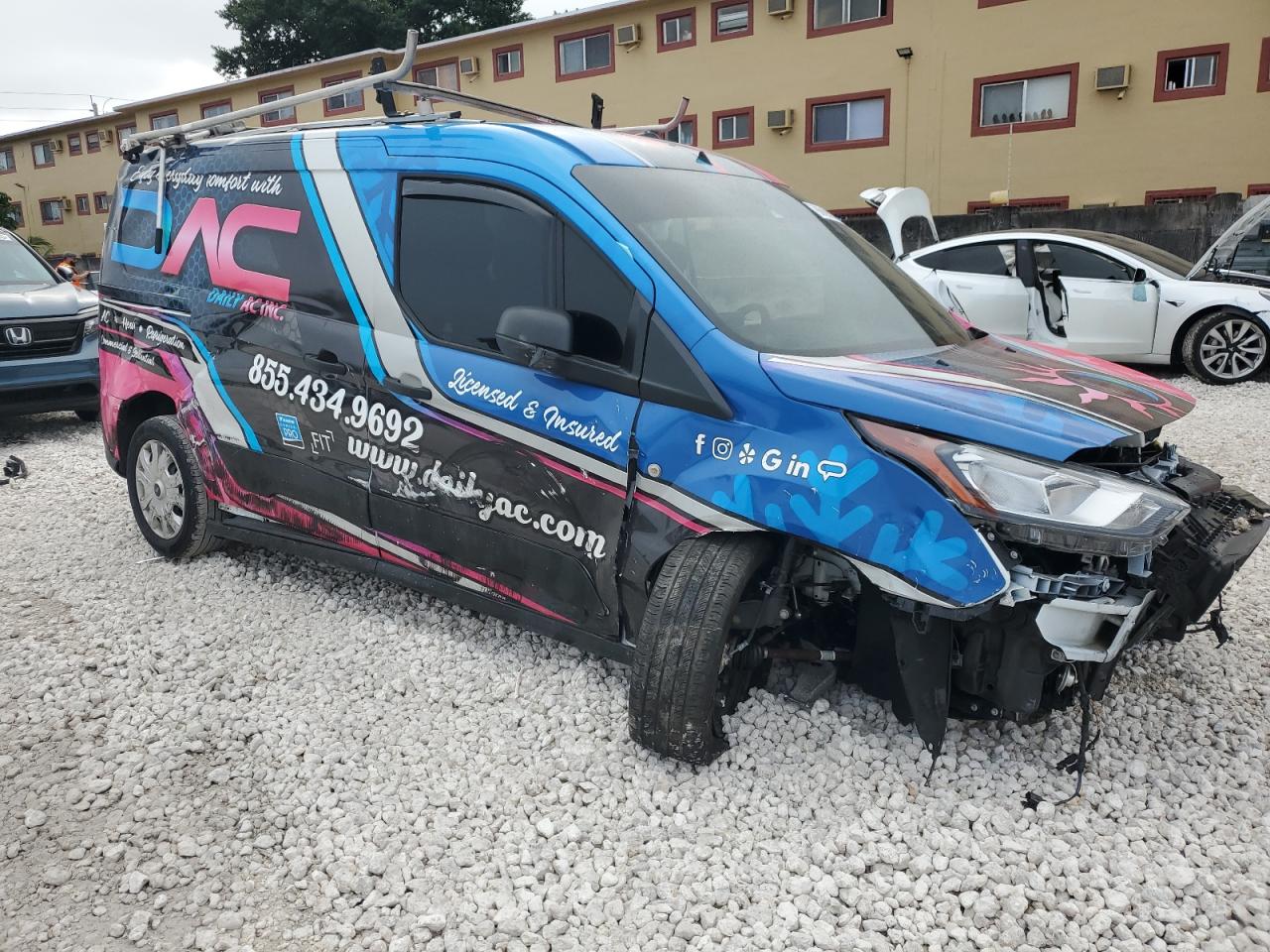 FORD TRANSIT CONNECT XLT