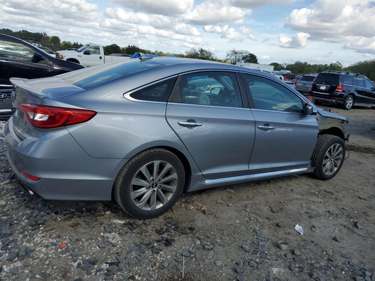 HYUNDAI SONATA SPORT