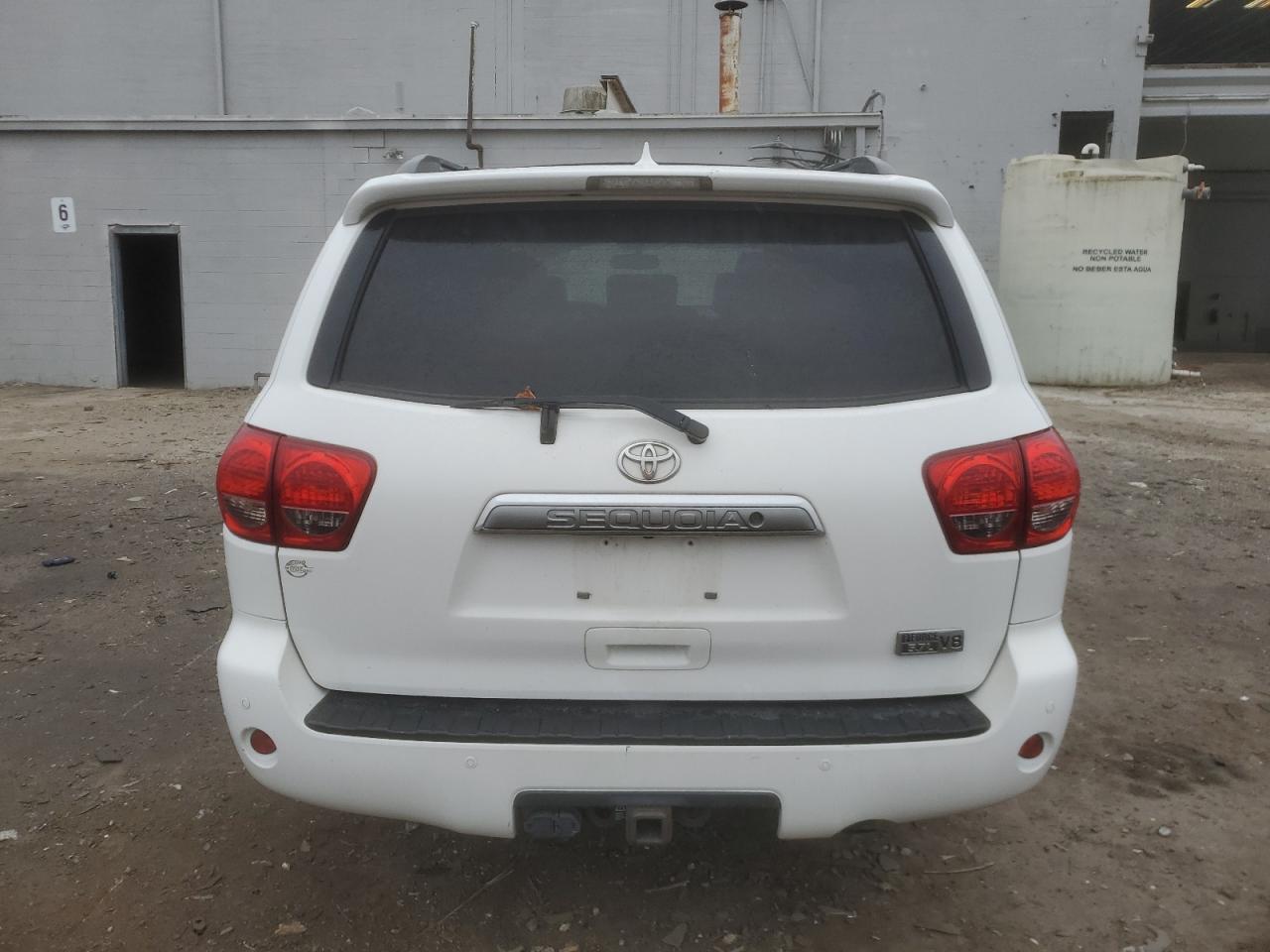 TOYOTA SEQUOIA LIMITED