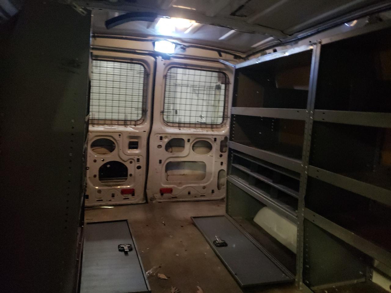 FORD ECONOLINE E250 VAN