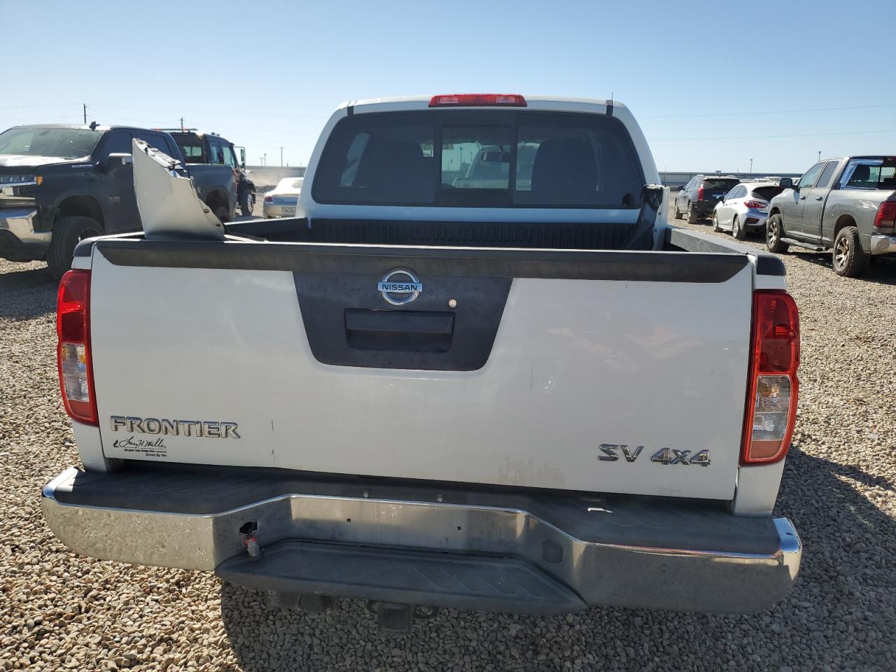 NISSAN FRONTIER S