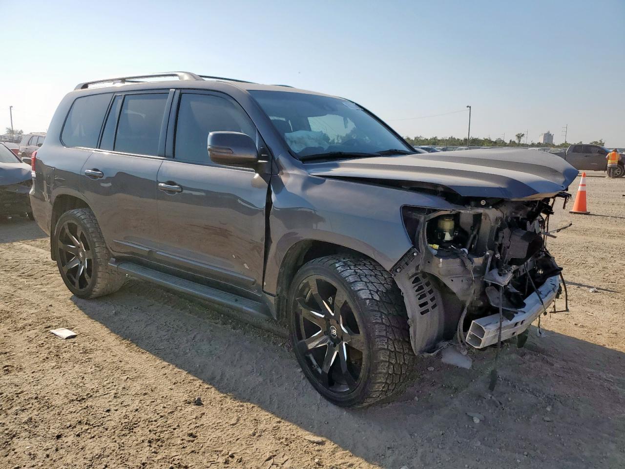 TOYOTA LAND CRUISER VX-R