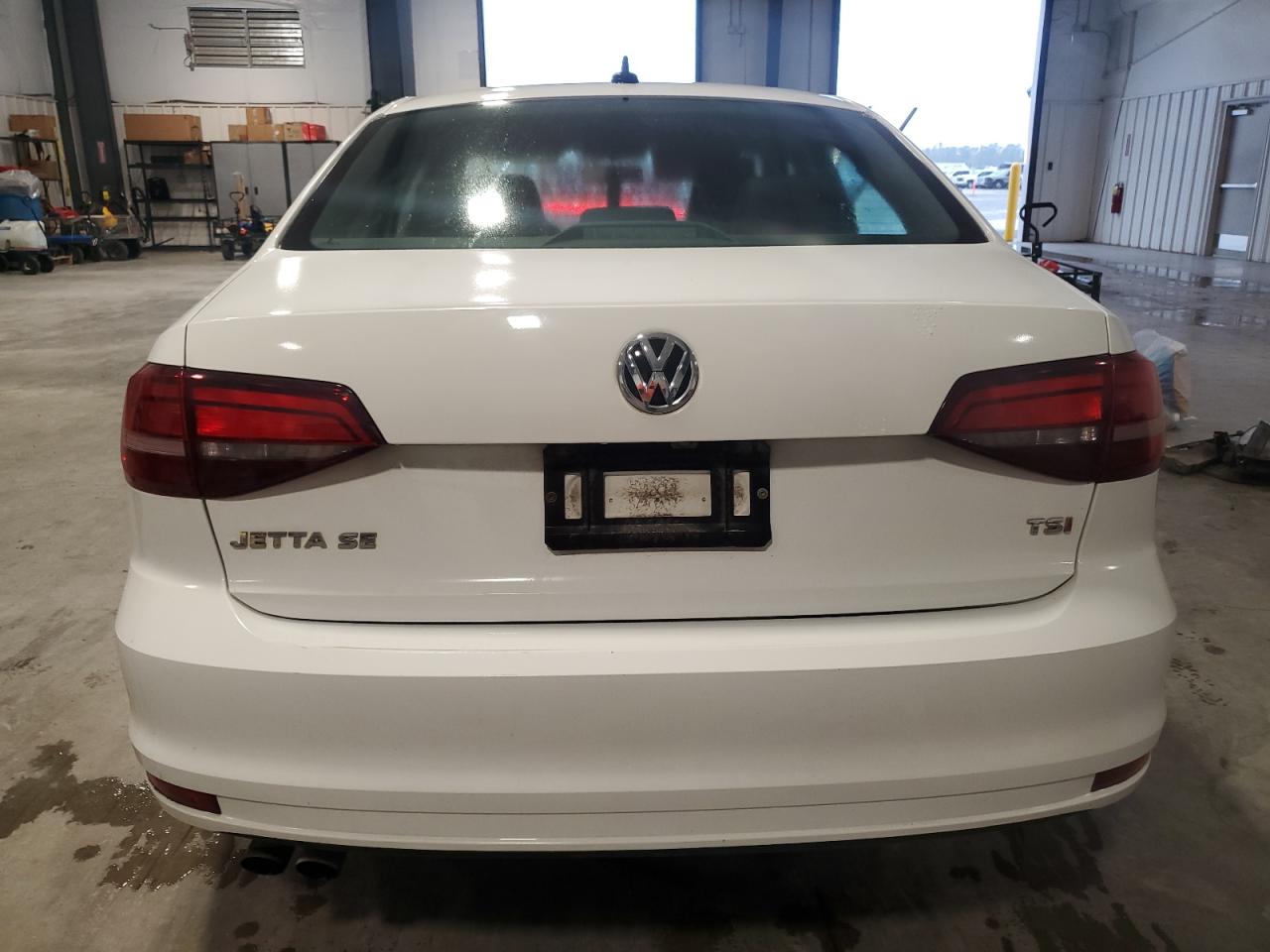 VOLKSWAGEN JETTA SE