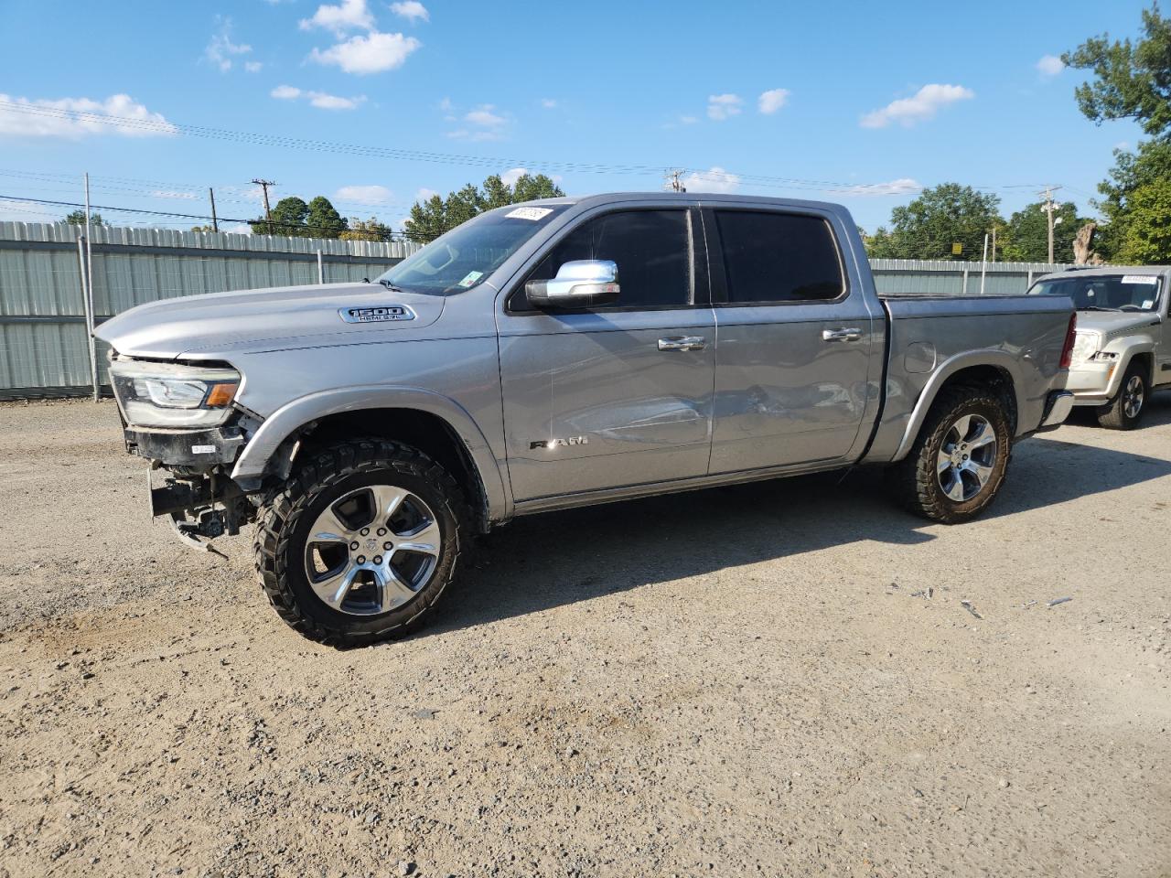 RAM 1500 LARAMIE