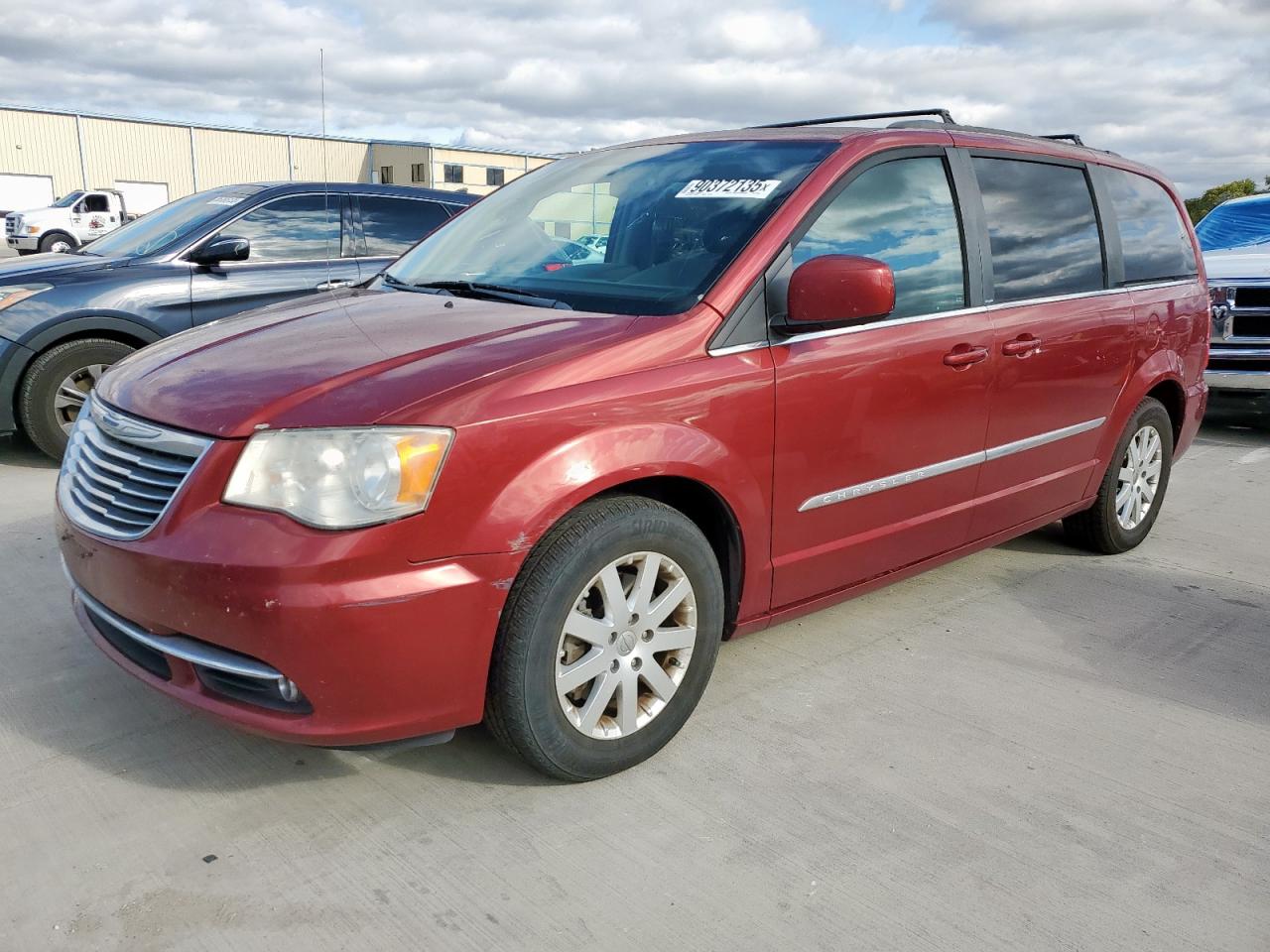 CHRYSLER TOWN & COUNTRY TOURING