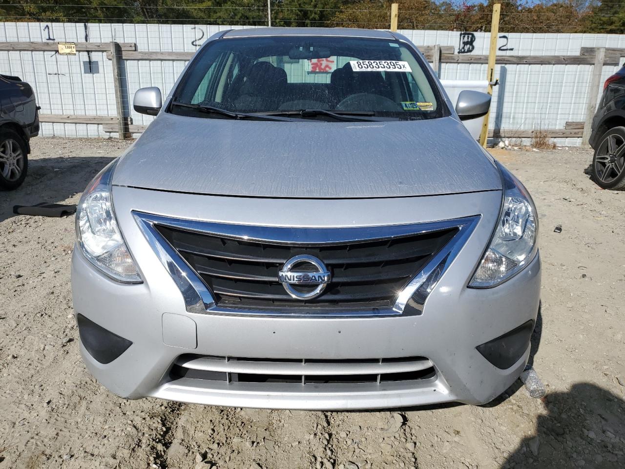 NISSAN VERSA S