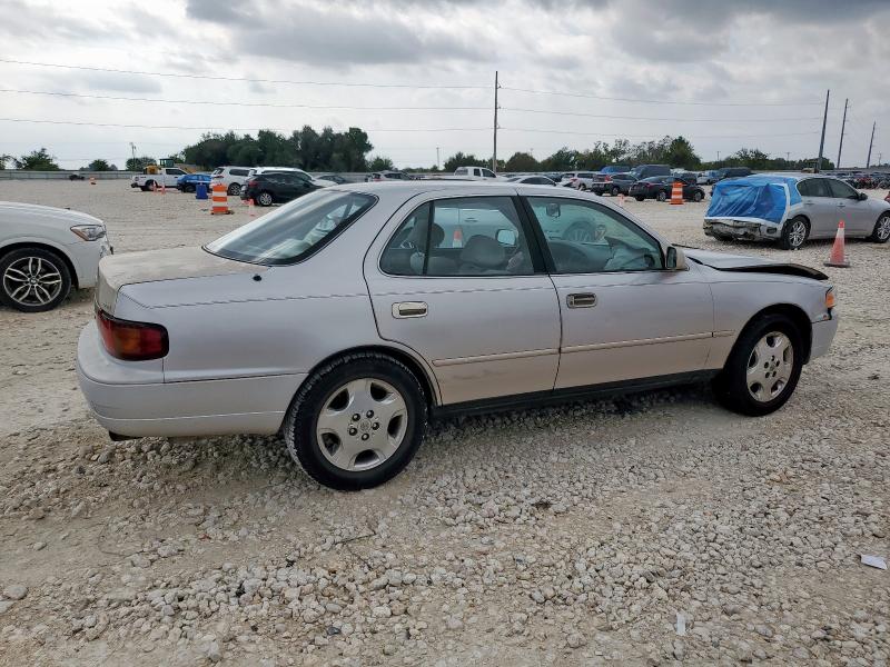 1996 TOYOTA CAMRY LE #3302021073