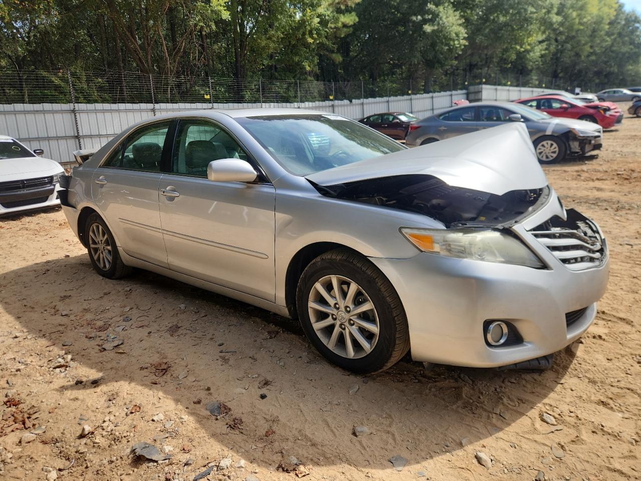 TOYOTA CAMRY SE