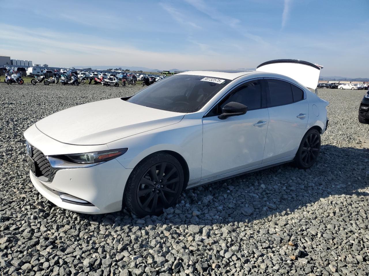 MAZDA 3 PREMIUM PLUS