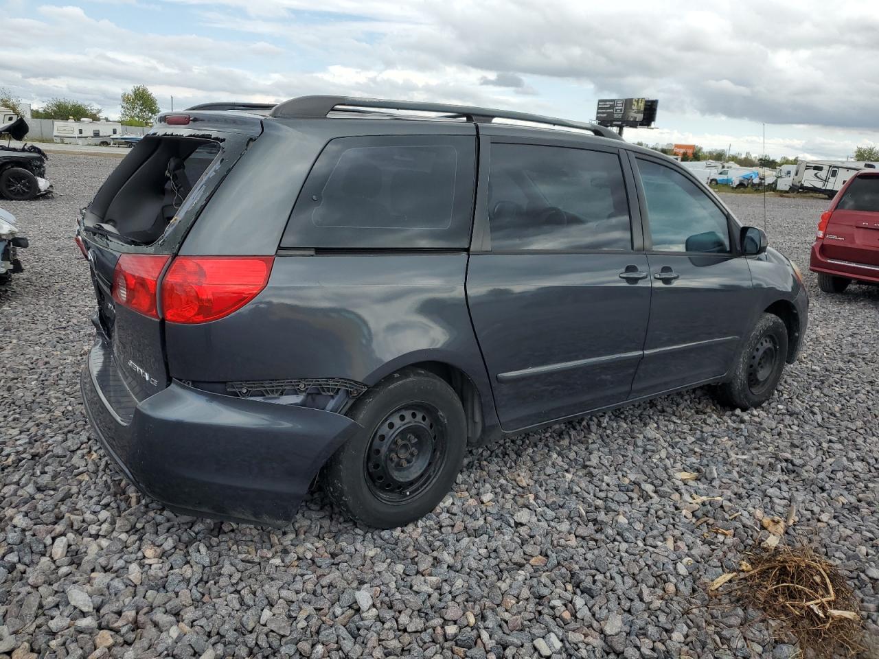 Lot #3261266942 2007 TOYOTA SIENNA CE