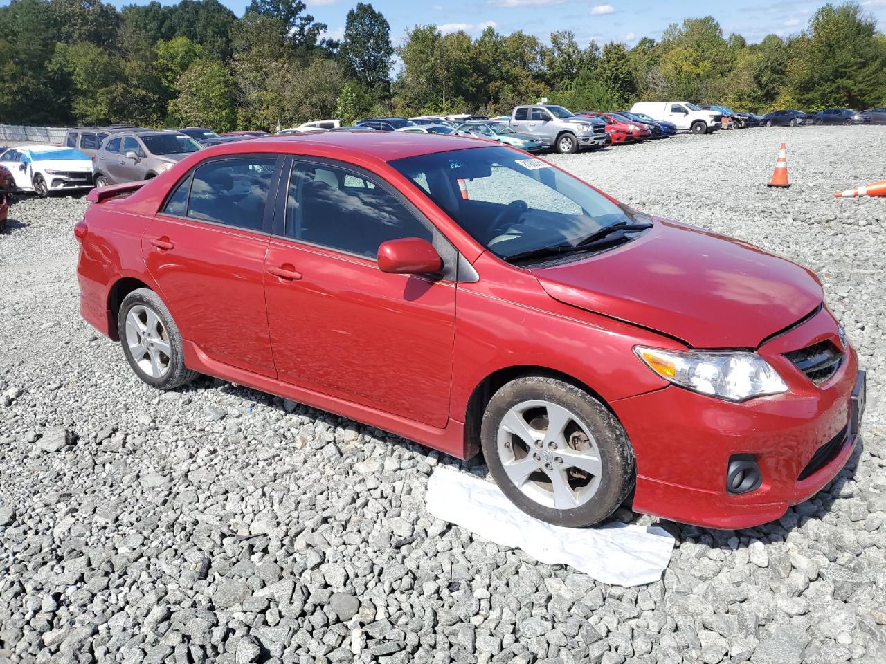 TOYOTA COROLLA BASE