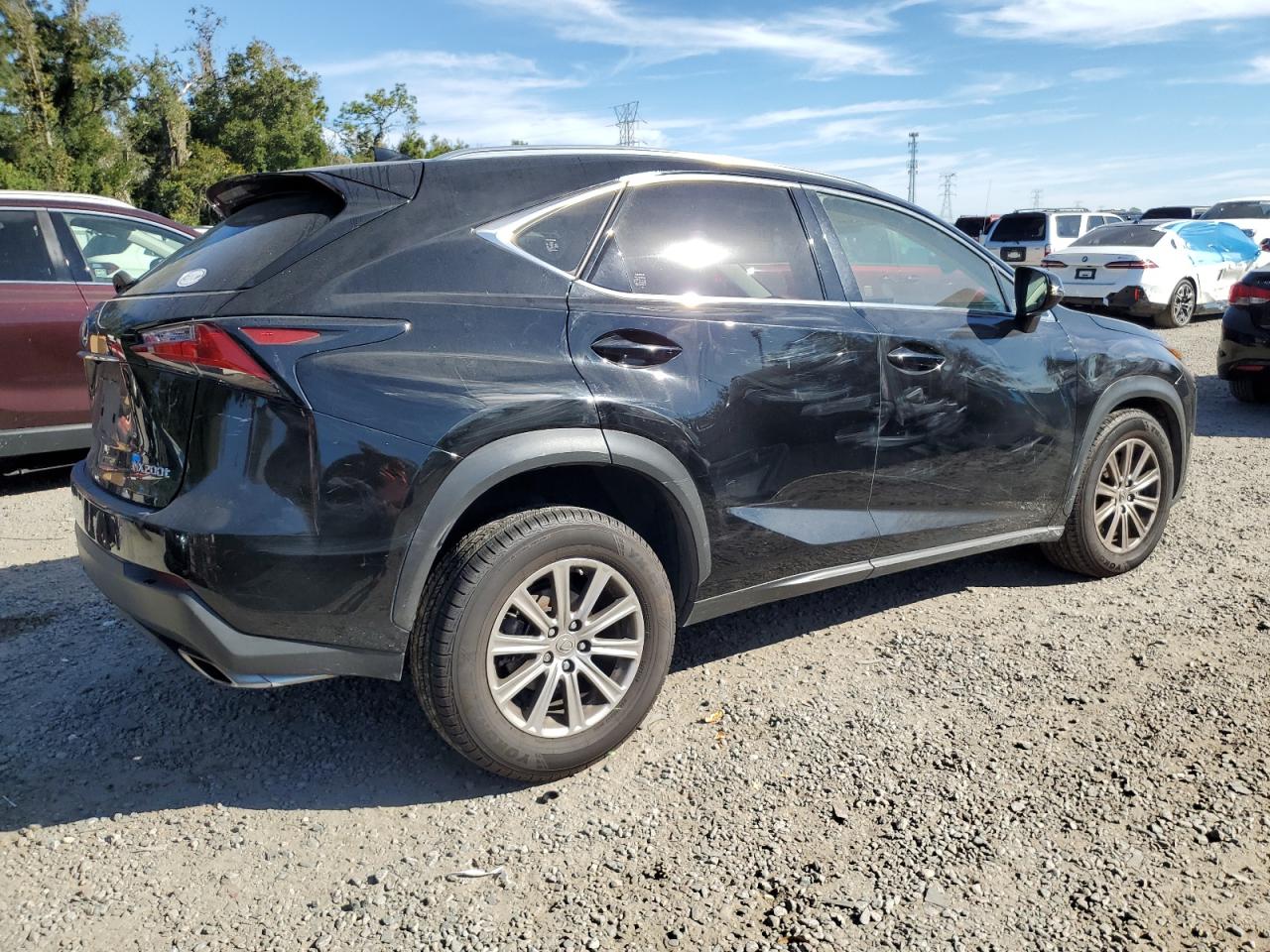LEXUS NX 200T