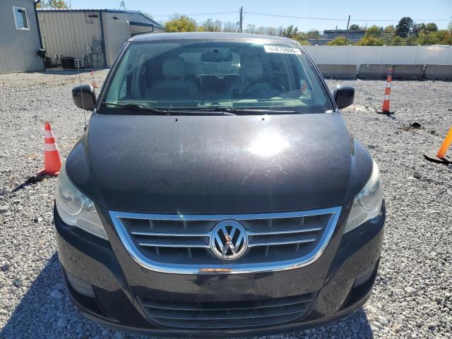 2010 VOLKSWAGEN ROUTAN SE - 2V4RW3D19AR360522