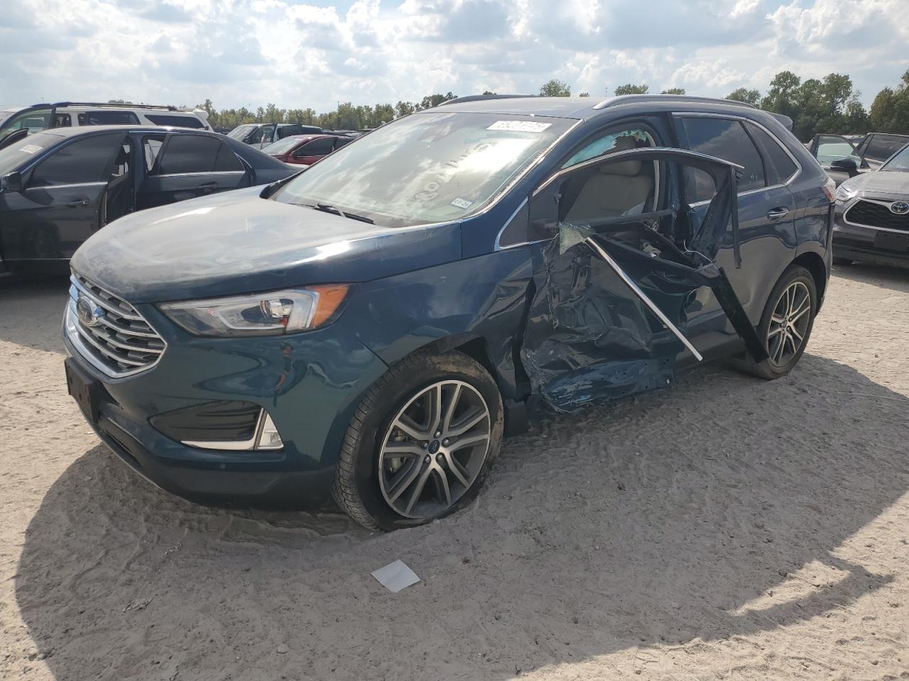 FORD EDGE TITANIUM