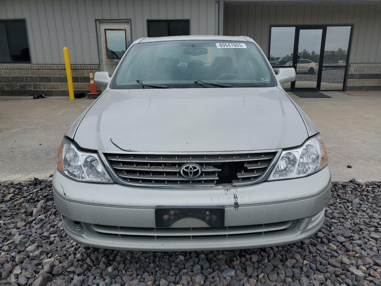 Lot #3273953811 2004 TOYOTA AVALON XL