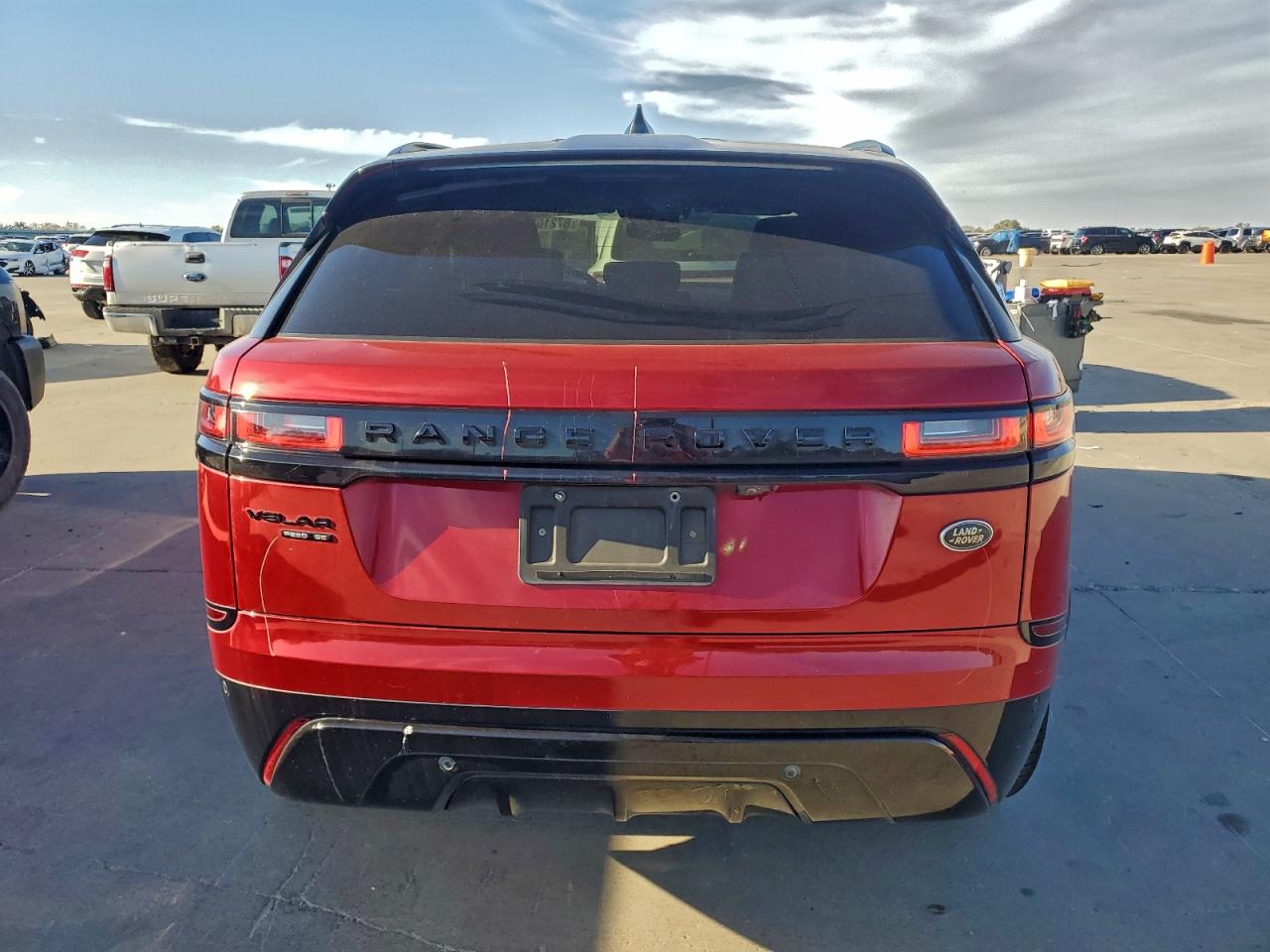 LAND ROVER RANGE ROVER R-DYNAMIC SE