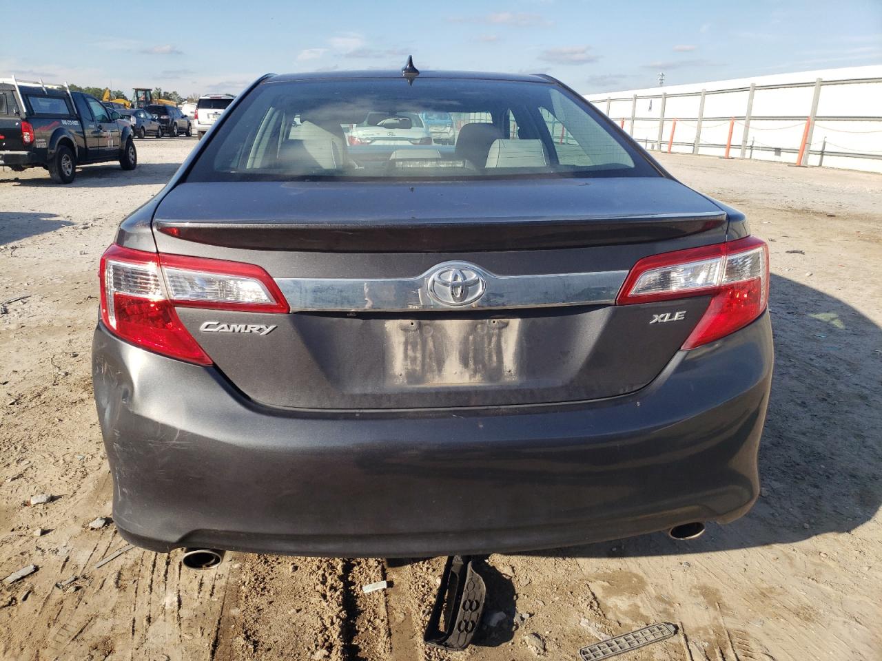 TOYOTA CAMRY SE