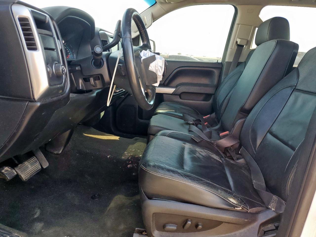 CHEVROLET SILVERADO C1500 LT