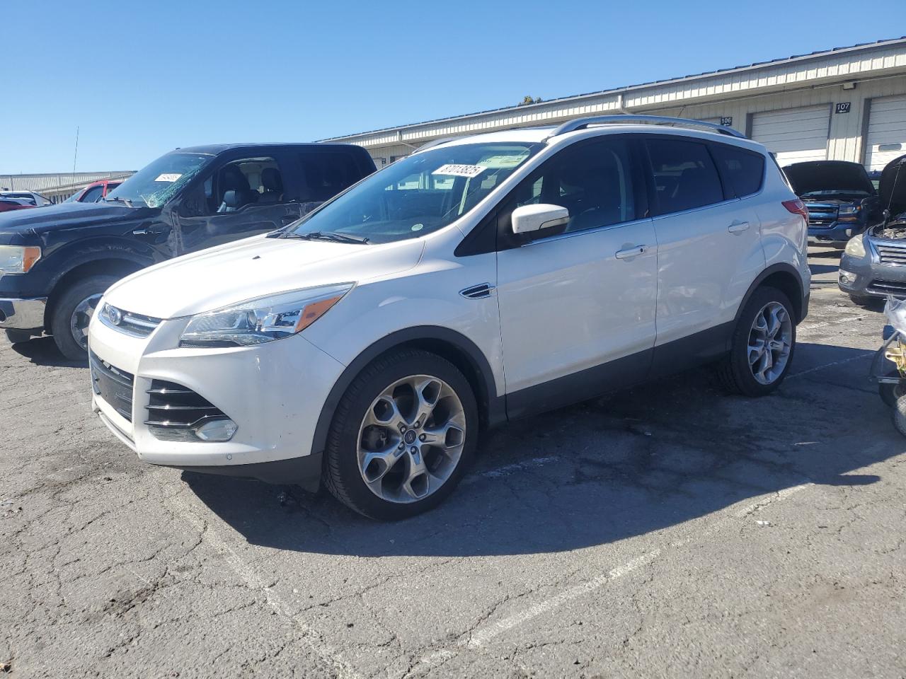 FORD ESCAPE TITANIUM