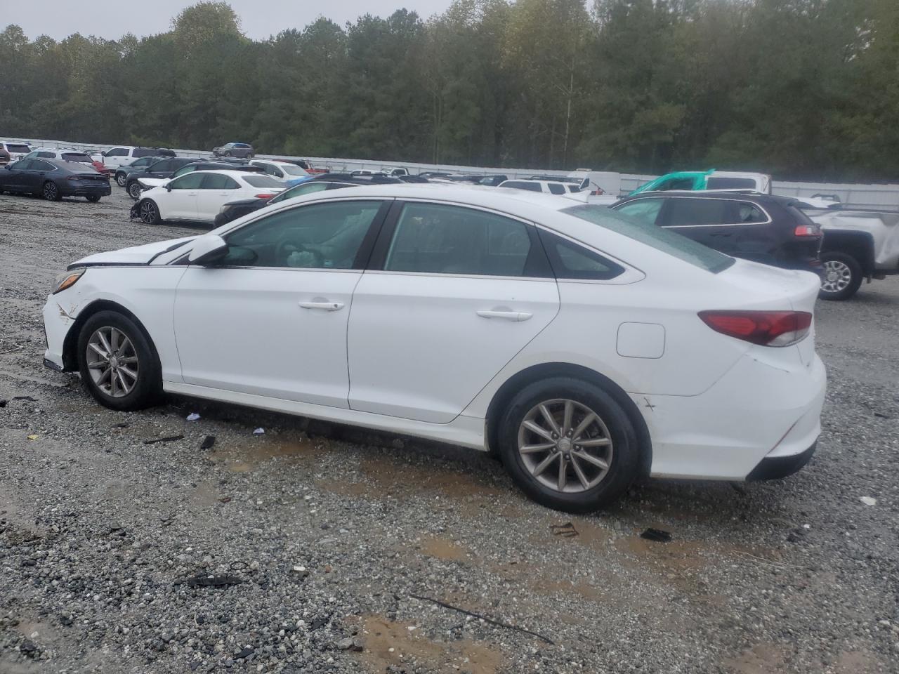 Lot #3302883892 2018 HYUNDAI SONATA SE