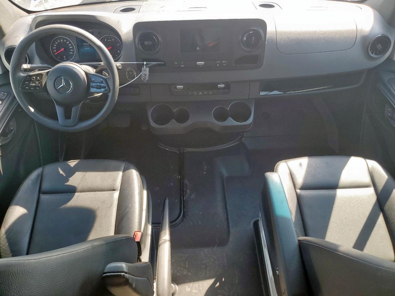 MERCEDES-BENZ SPRINTER 2500