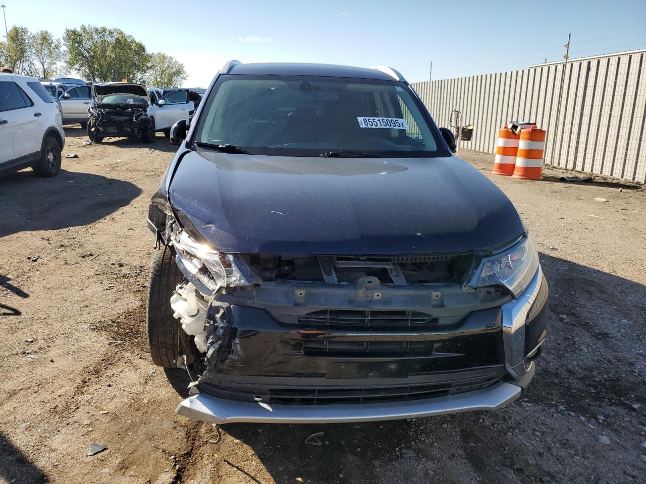 MITSUBISHI OUTLANDER SE