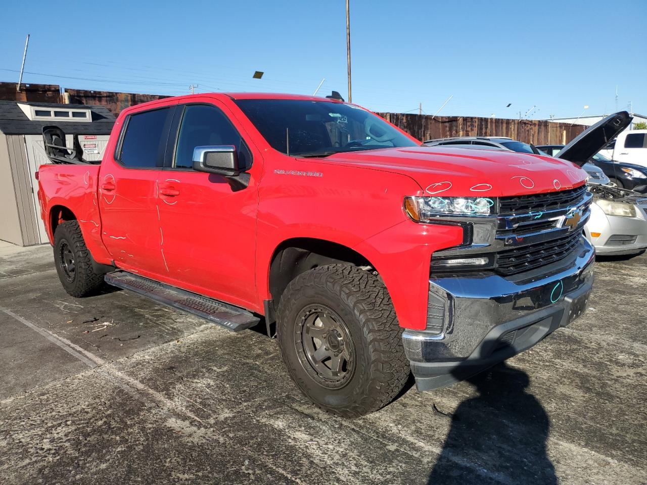 CHEVROLET SILVERADO C1500 LT
