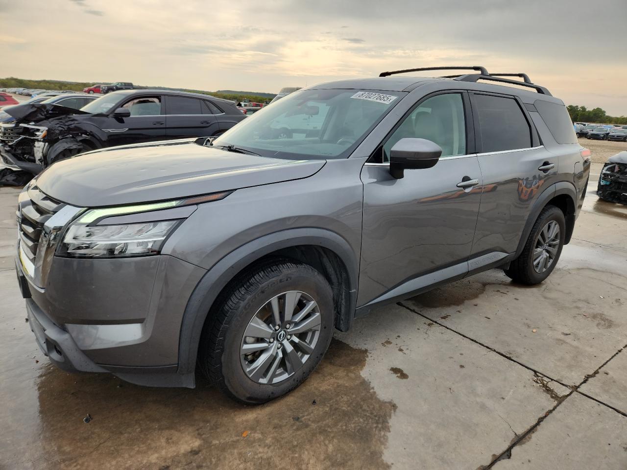 NISSAN PATHFINDER SV