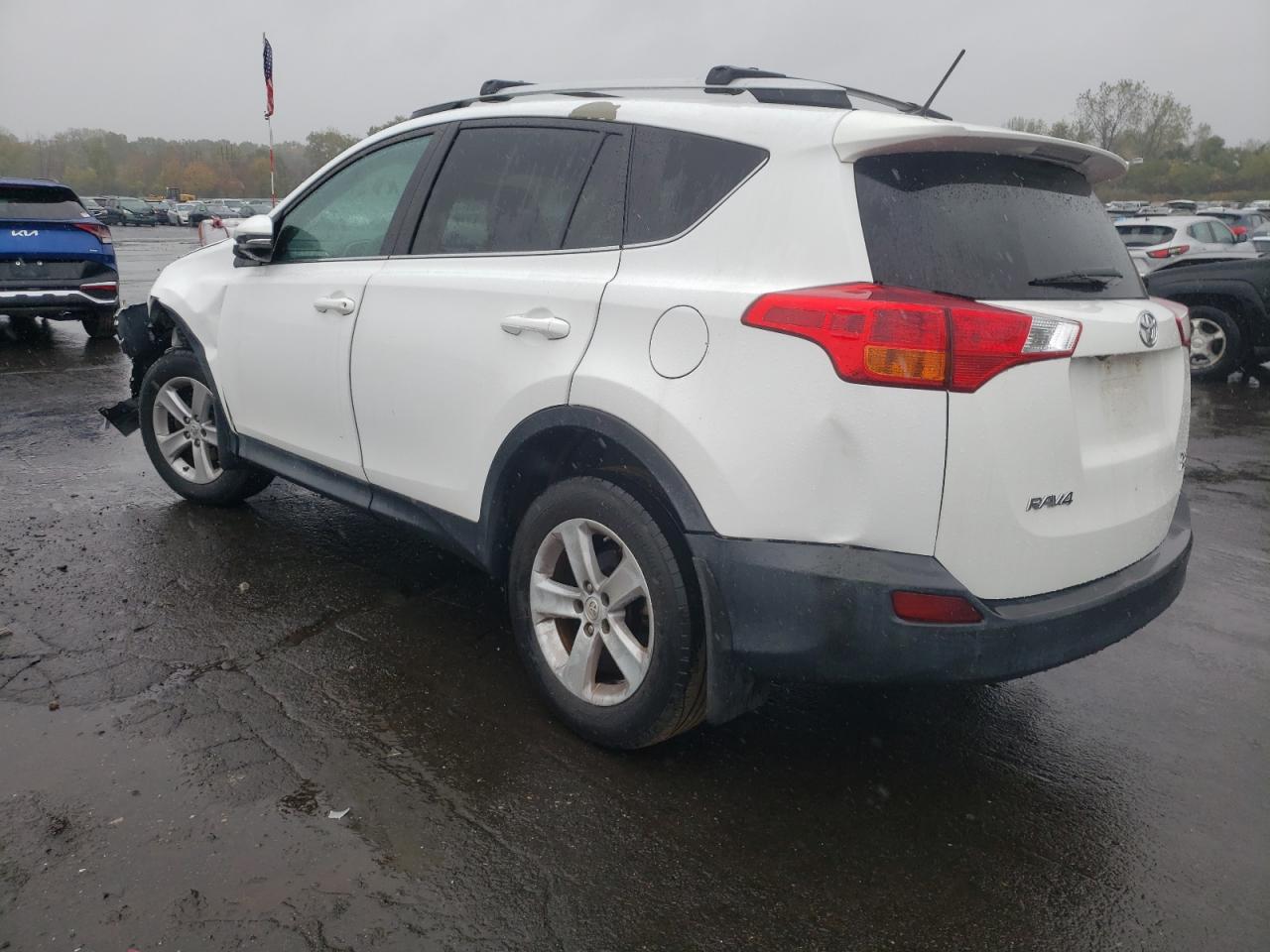 TOYOTA RAV4 XLE