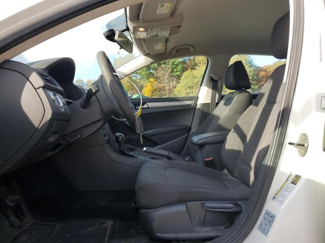 2013 VOLKSWAGEN PASSAT S - 1VWAP7A37DC104147