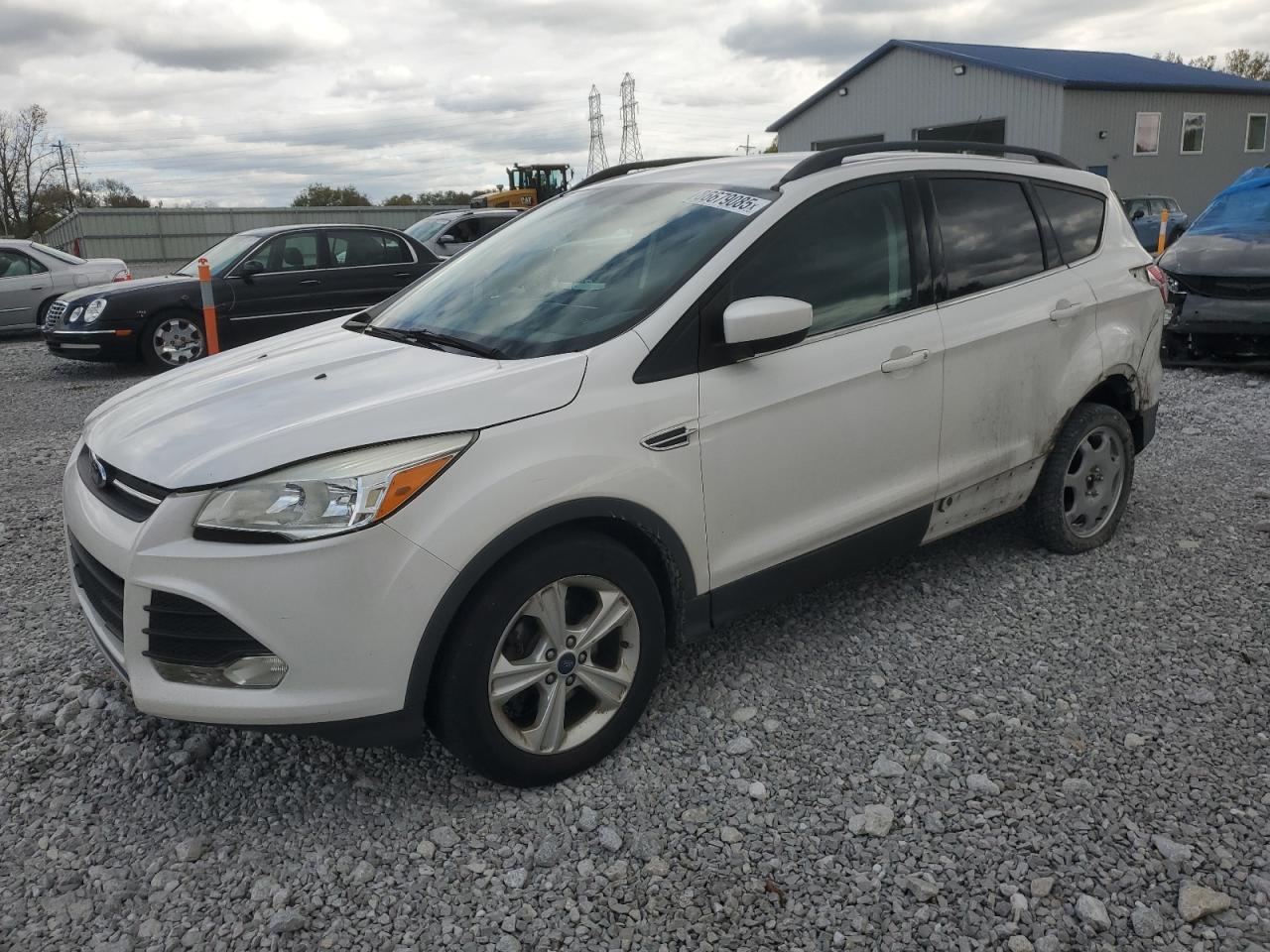 FORD ESCAPE SE