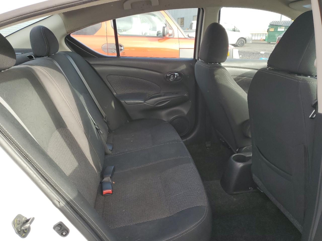 NISSAN VERSA S
